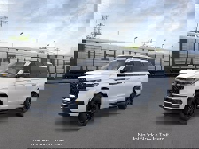 New 2025 Lincoln Navigator Reserve w/ Jet Appearance Package