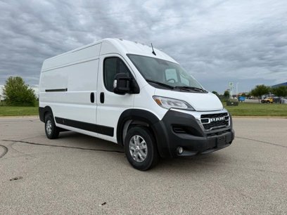 New 2025 RAM ProMaster 2500 w/ Quick Order Package 22G SLT