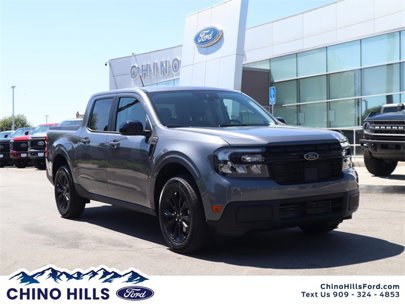New 2024 Ford Maverick Lariat w/ Black Appearance Package