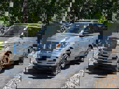 New 2024 Lincoln Navigator L Reserve