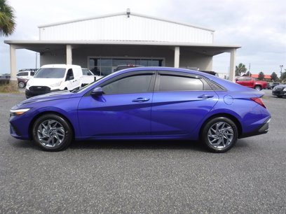 Used 2024 Hyundai Elantra SEL