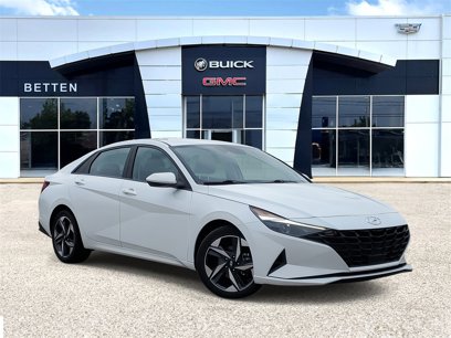 Used 2023 Hyundai Elantra SEL w/ Convenience Package