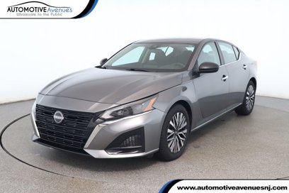 Used 2024 Nissan Altima 2.5 SV