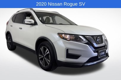 Used 2020 Nissan Rogue SV w/ Premium Package