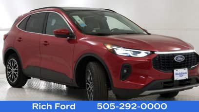 New 2024 Ford Escape SE w/ PHEV Premium Package