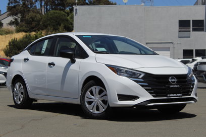 New 2025 Nissan Versa S w/ Trunk Package