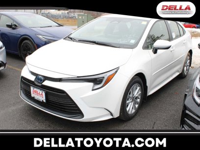 New 2025 Toyota Corolla LE