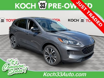 Used 2022 Ford Escape SE w/ SE Sport Appearance Package
