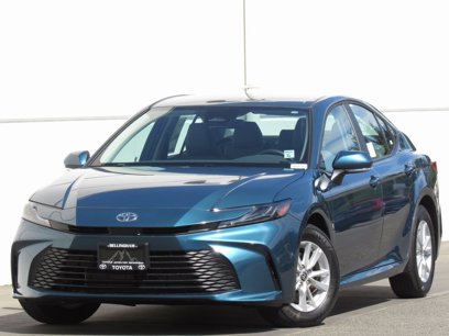 New 2025 Toyota Camry LE