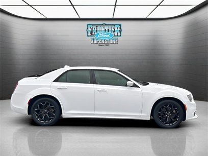 Used 2022 Chrysler 300 Touring