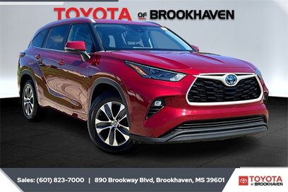 Used 2023 Toyota Highlander XLE