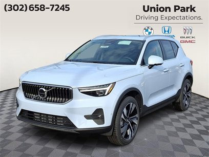 New 2025 Volvo XC40 B5 Plus w/ Protection Package Premier