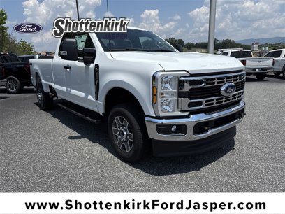 New 2025 Ford F350 XLT