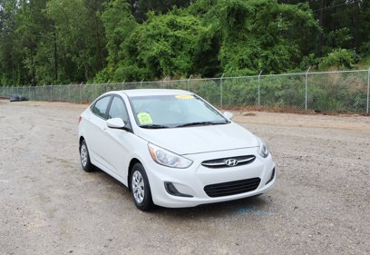 Used 2017 Hyundai Accent SE