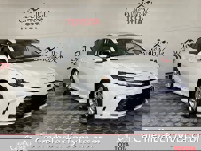 New 2025 Toyota Camry LE