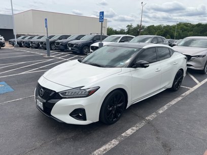Used 2022 Nissan Maxima SR w/ Sport Mat Group
