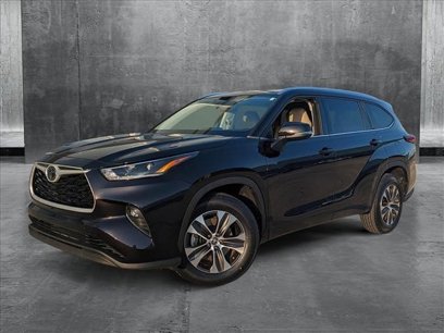Certified 2021 Toyota Highlander XLE