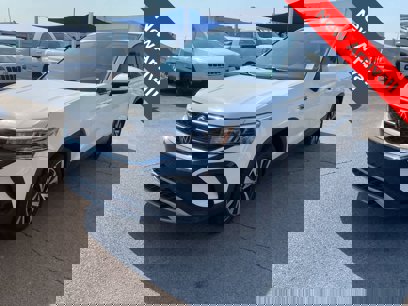 Used 2023 Volkswagen Taos SE