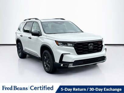 Used 2025 Honda Pilot TrailSport