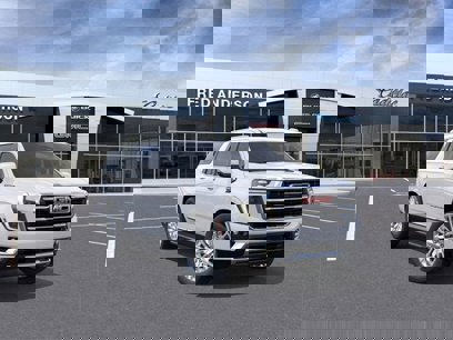 New 2025 GMC Yukon Elevation