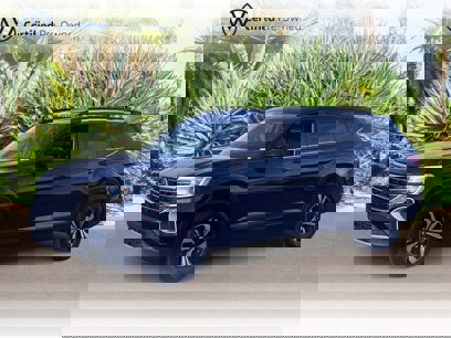 Certified 2025 Volkswagen Atlas SE