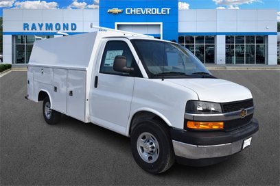 New 2024 Chevrolet Express 3500 w/ Power Convenience Package