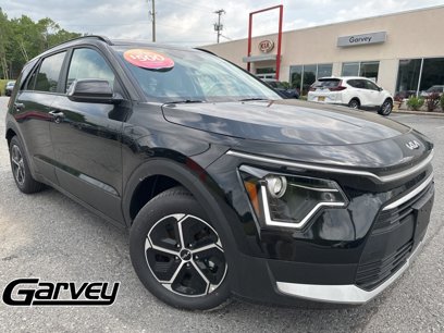 New 2025 Kia Niro EX