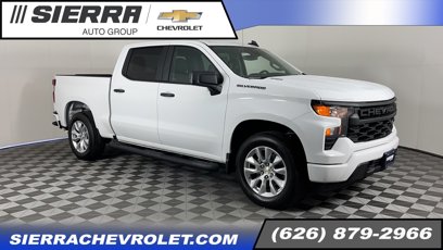 New 2025 Chevrolet Silverado 1500 Custom w/ LPO, Dark Essentials Package