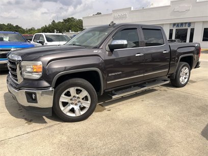 Certified 2015 GMC Sierra 1500 SLT w/ SLT Crew Cab Value Package