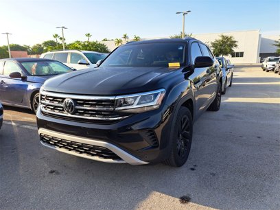 Used 2022 Volkswagen Atlas Cross Sport SE w/ Black Wheel Package