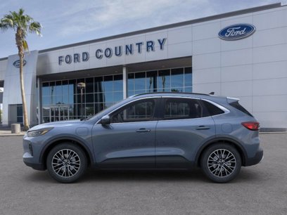 New 2025 Ford Escape SE w/ PHEV Premium Package