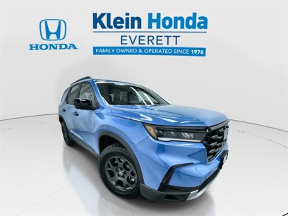 New 2025 Honda Pilot TrailSport