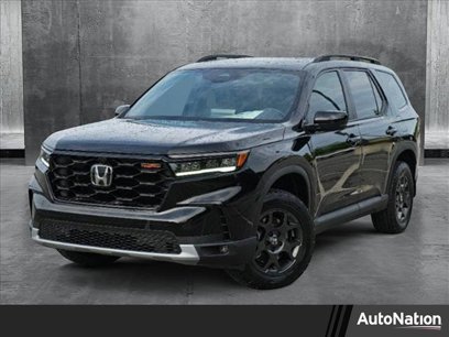 New 2025 Honda Pilot TrailSport