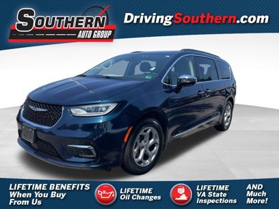 Used 2023 Chrysler Pacifica Limited