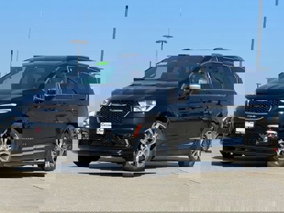 New 2025 Chrysler Pacifica Pinnacle