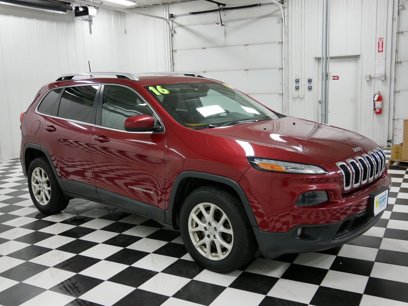 Used 2016 Jeep Cherokee Latitude w/ Cold Weather Group
