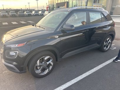 Used 2022 Hyundai Venue SEL