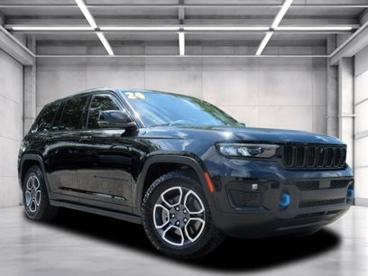 Used 2024 Jeep Grand Cherokee Trailhawk w/ Advanced Protech Group II