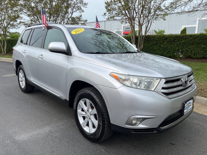 Used 2013 Toyota Highlander SE