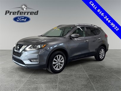 Used 2017 Nissan Rogue SV
