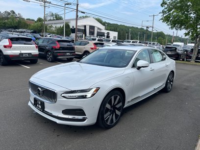 New 2025 Volvo S90 T8 Ultra