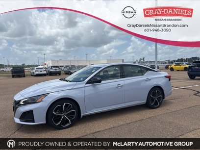Used 2023 Nissan Altima 2.5 SR w/ SR Premium Package
