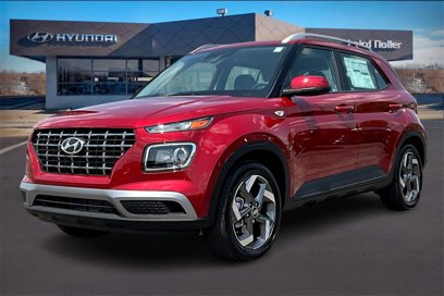 New 2025 Hyundai Venue SEL