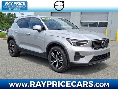 Certified 2025 Volvo XC40 B5 Core