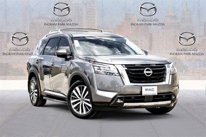 Used 2022 Nissan Pathfinder Platinum