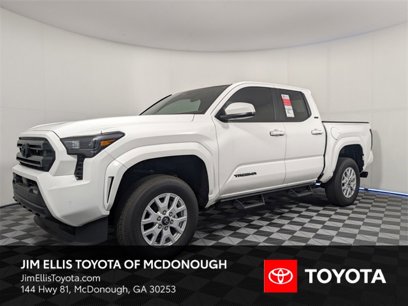 New 2024 Toyota Tacoma SR5