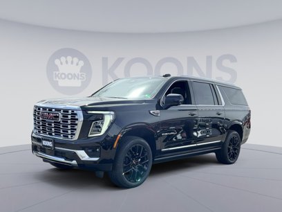 New 2025 GMC Yukon XL Denali w/ Sun & Power Step Package