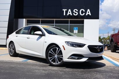 Used 2018 Buick Regal Essence w/ Driver Confidence Package #1