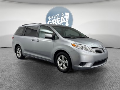 Used 2016 Toyota Sienna LE