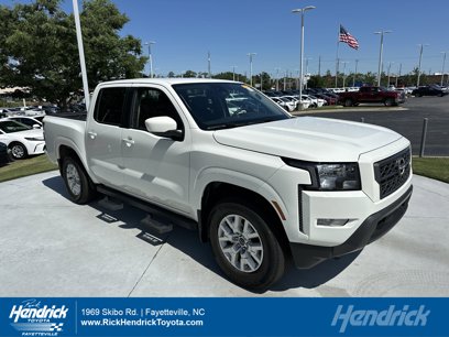 Used 2023 Nissan Frontier SV w/ SV Convenience Package